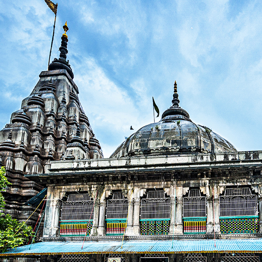 Vishnupad Temple in Gaya